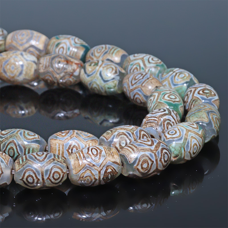 〔CZ93-4〕【天珠】連売り 約13x10mm 龍眼天珠 天珠 守り 開運 風水 【ランダム発送】