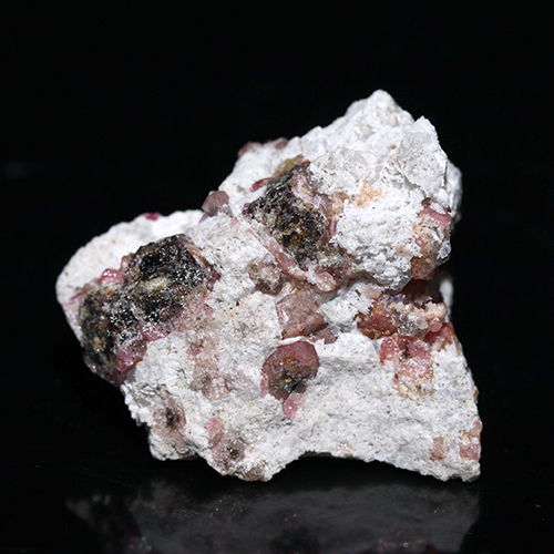 〔D131-16〕ピンクガーネット メキシコ産  シエラ・デ・クルセス Pink Garnet 鉱物 原石 標本【メール便不可】