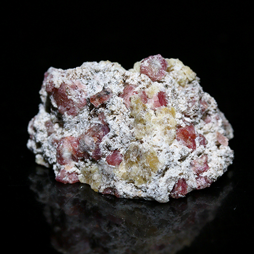 〔D131-24〕ピンクガーネット メキシコ産  シエラ・デ・クルセス Pink Garnet 鉱物 原石 標本【メール便不可】
