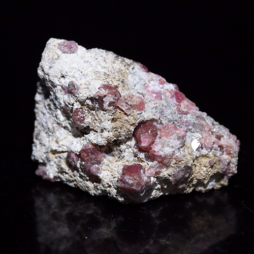 〔D131-27〕ピンクガーネット メキシコ産  シエラ・デ・クルセス Pink Garnet 鉱物 原石 標本【メール便不可】