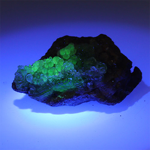 〔D356-16〕希少 メキシコ産 蛍光 ハイアライトオパール 玉滴石 Hyalite Opal 結晶 原石1個売り【メール便不可】