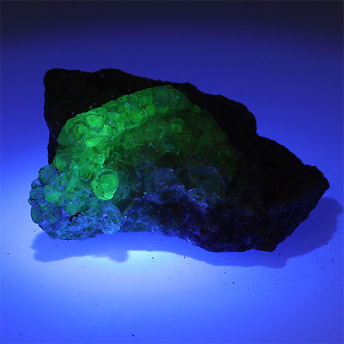 〔D356-25〕希少 メキシコ産 蛍光 ハイアライトオパール 玉滴石 Hyalite Opal 結晶 原石1個売り【メール便不可】