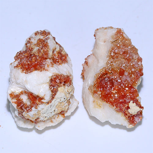 〔D361-27〕バナジナイト(褐鉛鉱) モロッコ産 Vanadinite 2個 鉱物原石【メール便不可】