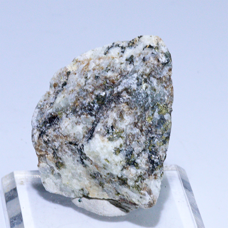 〔D456-9〕国産希少 杉石 スギライト 愛媛県岩城島産 Sugilite 原石 鉱物