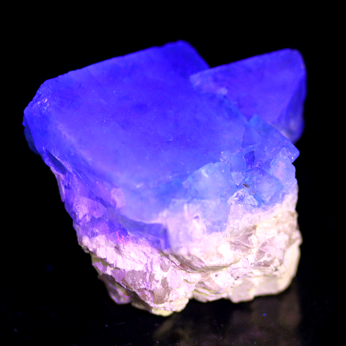 メール便不可 〔D486-15〕Fluorite フローライト 蛍光鉱物 蛍石 マダガスカル 結晶 原石【FOREST 天然石 パワーストーン】
