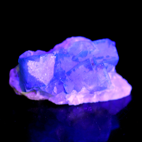 メール便不可 〔D486-18〕Fluorite フローライト 蛍光鉱物 蛍石 マダガスカル 結晶 原石【FOREST 天然石 パワーストーン】