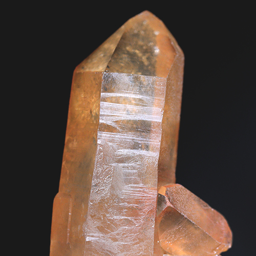 〔D497-1〕コリント産 タンジェリンクォーツ クラスター マンダリンクォーツ Tanjerine Quartz 蜜柑水晶【メール便不可】