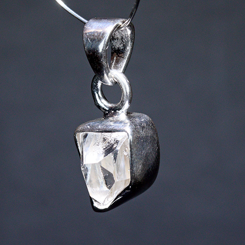 〔J369-3〕ニューヨーク州 ハーキマーダイヤモンド ペンダントトップ SV925 Herkimer diamond ギャランティーカード付