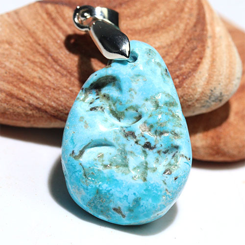 〔J374-18〕アリゾナ キングマンターコイズ ペンダント Kingman turquoise