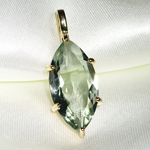 〔J375-19〕宝石質 グリーンアメジスト プライオライト ペンダント Greened Amethyst