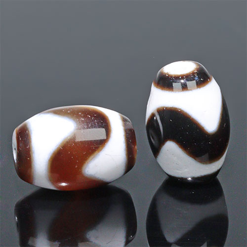 〔Z67-3〕【 天珠】約18x13mm 虎牙天珠 守り 開運 風水 【ランダム発送】【FOREST 天然石 パワーストーン】