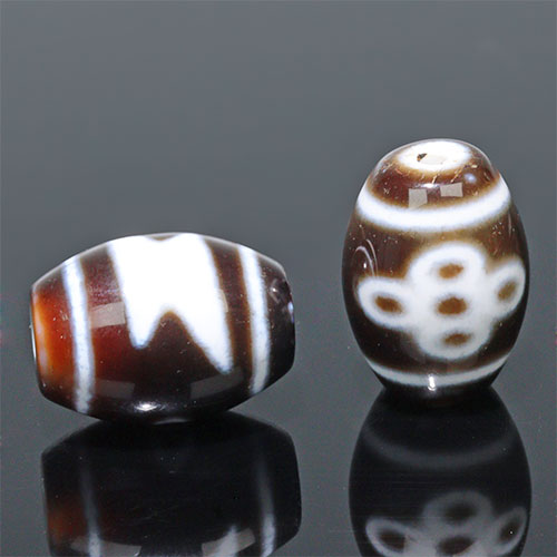 〔Z67-6〕【 天珠】約18x13mm 閃電五眼天珠 守り 開運 風水 【ランダム発送】【FOREST 天然石 パワーストーン】