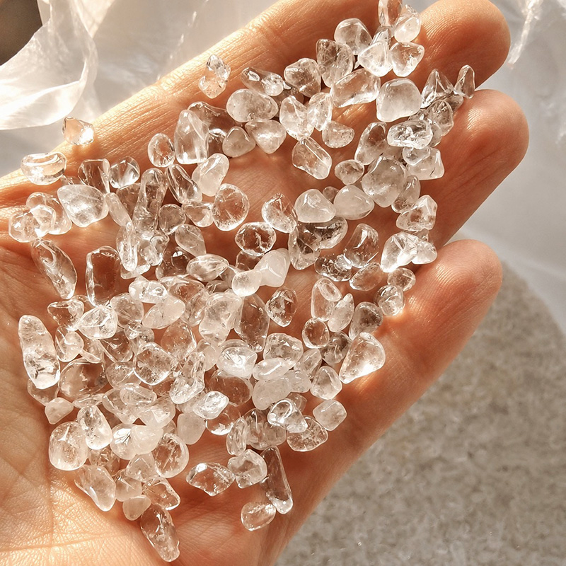 【小粒】100g 約5-8mm 天然水晶 ブラジル産 さざれ サザレ 細石 浄化 天然石 パワーストーン 浄化用