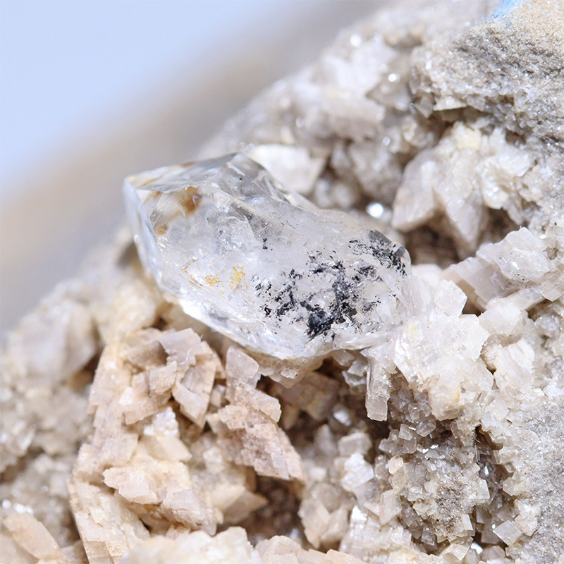 〔D477-6〕ハーキマーダイヤモンド 母岩付き原石 ニューヨーク州ハーキマー地区産 Herkimer diamond【メール便不可】