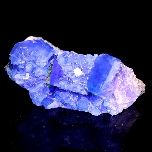 メール便不可 〔D486-4〕Fluorite フローライト 蛍光鉱物 蛍石 マダガスカル 結晶 原石【FOREST 天然石 パワーストーン】