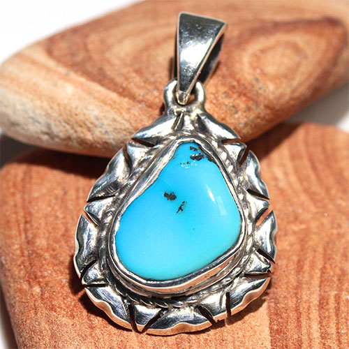 〔J373-3〕アリゾナ スリーピングビューティーターコイズ SV925 ペンダント Sleeping Beauty Turquoise