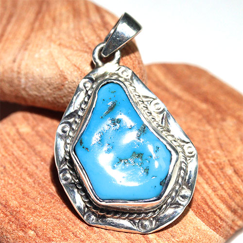 〔J373-8〕アリゾナ スリーピングビューティーターコイズ SV925 ペンダント Sleeping Beauty Turquoise