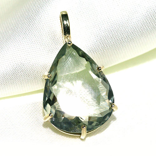 〔J375-12〕宝石質 グリーンアメジスト プライオライト ペンダント Greened Amethyst