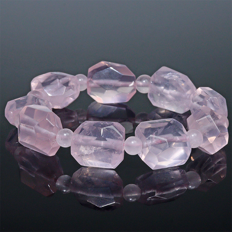 〔K2063〕高品質 カットローズクォーツ ブレスレット Rose Quartz 永遠のラブストーン【ランダム発送】